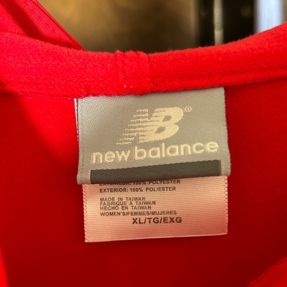 Red new balance zip up - Picture 3 of 5